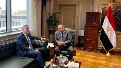 محمود عصمت: شراكة وتنسيق على مدار اليوم لتحسين جودة التغذية وتحقيق الاستقرار والاستمرارية للشبكة الكهربائية