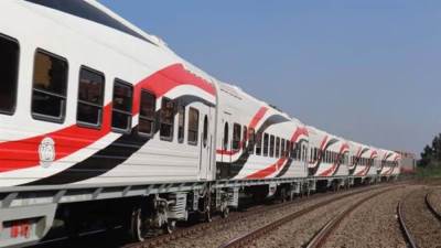 السكة الحديد تنفى صحة نشوب حريق بأحد القطارات