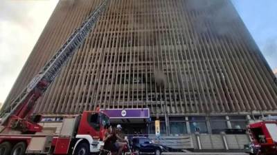 الحماية المدنية تواصل أعمال التبريد بمبنى سنترال رمسيس