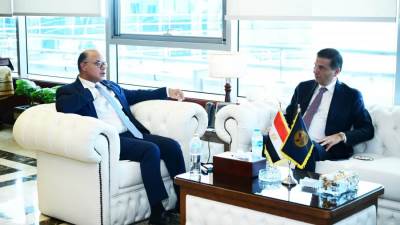 وزير الزراعة ورئيس هيئة الرقابة المالية يعقدان اجتماعًا لتسريع تنفيذ خطط عمل صندوق التكافل الزراعي