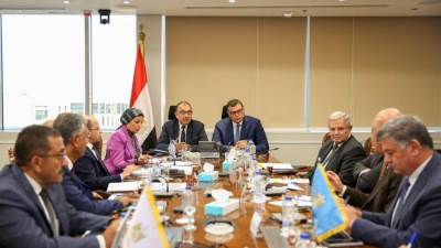 وزيرا الإسكان وقطاع الأعمال يبحثان مستجدات التعاون في تطوير عدد من الأصول وموقف المشروعات