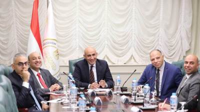 وزير التعليم يعقد اجتماعًا مع مديري المديريات التعليمية لاستعراض الاجراءات والترتيبات النهائية لآخر أيام امتحانات الثانوية العامة