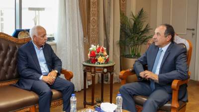 وزير قطاع الأعمال العام يلتقي رئيس اتحاد نقابات عمال مصر