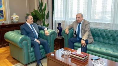 وزيرا الإنتاج الحربي والكهرباء يبحثان التدبير الموحد لاحتياجات شركات الكهرباء من الخامات والمستلزمات بمواصفات قياسية وأسعار تنافسية