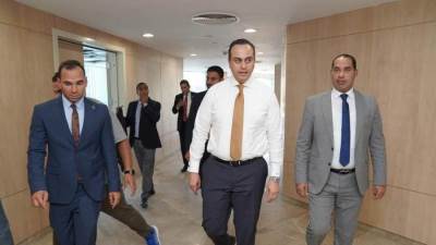 رئيس الرعاية الصحية يلتقي محافظ الإسماعيلية لبحث تطورات منظومة الرعاية ويتابعا آخر مستجدات مشروع المركز الدولى للتأهيل والطب الرياضي