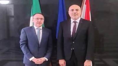 سفير مصر بدبلن يبحث مع وزير الدولة الأيرلندي تعزيز التعاون في مجال الخدمات المالية