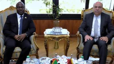 مصر وسيراليون تبحثان آفاق التعاون في الطيران المدني