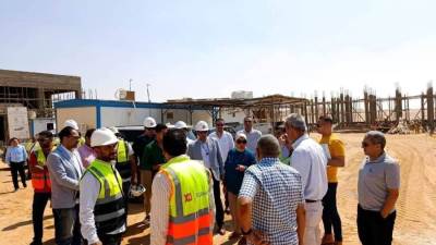 نائب وزير الكهرباء ورئيس المصرية للنقل يتفقدان مشروعات محطتي الدلتا الجديدة ND4 وND9