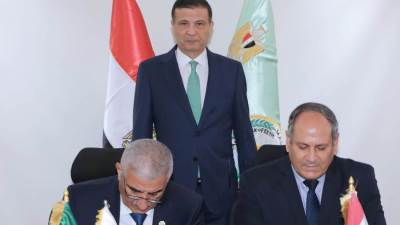  "الزراعة" و "أكساد" يوقعان حزمة مشروعات لتعزيز الأمن الغذائي والتنمية الزراعية المستدامة في مصر