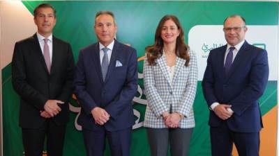 بلومبرج: البنك الأهلي الأول في السوق المصرية كوكيل للتمويل ومرتب رئيسي للقروض المشتركة