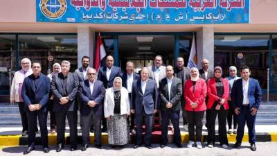 رئيس هيئة الدواء يتفقد مصانع «فيتابيوتكس مصر» و«الجيلاتينية» بمدينة برج العرب الجديدة