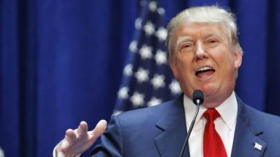 رسوم ترامب الجمركية تتخطى 100 مليار دولار وتُحقق فائضًا مفاجئًا في الموازنة الأمريكية