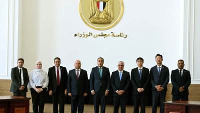 رئيس الوزراء يشهد توقيع عقد تطوير أرض صناعية بالسخنة بين المنطقة الاقتصادية لقناة السويس وشركة التنمية الرئيسية و"تيدا مصر"