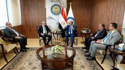 وزير البترول يبحث مع شركة "شلمبرجير" سبل دعم أنشطة الاستكشاف والإنتاج وتعزيز الشراكة التقنية