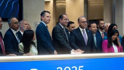 رئيس هيئة الرقابة المالية يشارك في افتتاح جلسة تداول بورصة لندن ضمن فعاليات "يوم مصر" بالمملكة المتحدة