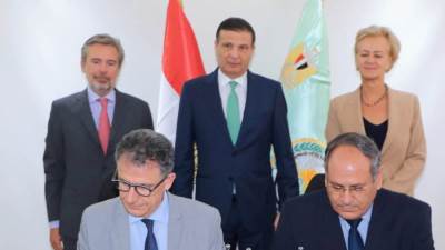 وزير الزراعة يشهد توقيع بروتوكول تعاون لتعزيز إنتاج المحاصيل بين مركز البحوث الزراعية والوكالة الإيطالية بالقاهرة ضمن برنامج "كافي" للاتحاد الأوروبي