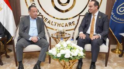 رئيس هيئة الرعاية الصحية يلتقي الرئيس التنفيذي لشركة أورانج مصر لبحث تعزيز التعاون في مجالات الاتصالات والتحول الرقمي