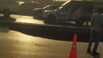 هبوط أرضى بمحور الأوتوستراد يتسبب فى كثافات مرورية للسيارات