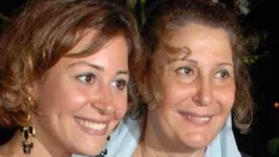 منة شلبى تنفي شائعة وفاة والدتها: الحمد لله والدتى بخير.. وأشكر  كل من اطمئن عليها