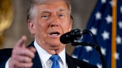 فاينانشيال تايمز: ترامب يُصعِّد ضغوطه ويخطط لفرض 20% رسوما على بضائع الاتحاد الأوروبي