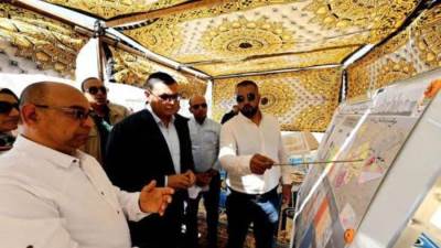 وزير الإسكان يتفقد وحدات "سكن لكل المصريين" ومحطة مياه بمدينة أكتوبر الجديدة