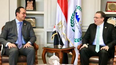 رئيس "التنظيم والإدارة" يستقبل "السبكي" ويتفقان على تحديث الهيكل التنظيمي للهيئة