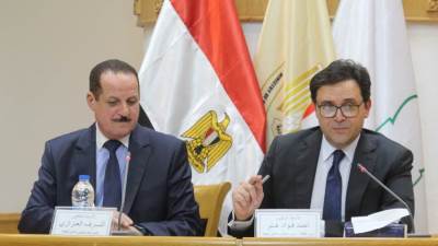 وزير الثقافة يجتمع بمقرري لجان المجلس الأعلى ويؤكد: آلية جديدة تعيد للمجلس دوره كعقل مفكر للوزارة