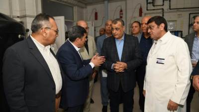  وزير الدولة للإنتاج الحربي يتفقد المركز الطبي التخصصي التابع للوزارة