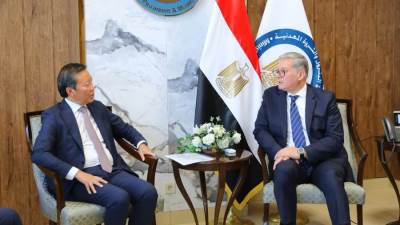 وزير البترول يستقبل نائب الرئيس التنفيذي لشركة بريتش بتروليوم BP العالمية لشئون الغاز والطاقة منخفضة الكربون 