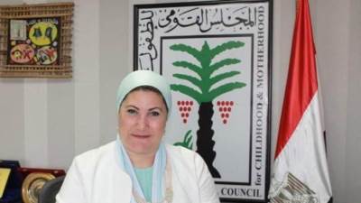 رئيسة المجلس القومي للطفولة تتلقى تقريرًا عن أداء عمل خط نجدة الطفل 16000 خلال النصف الأول من العام الجارى