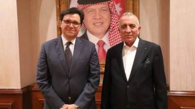 وزير الثقافة يبدأ زيارته للأردن بلقاء عدد من وزراء الثقافة الأردنيين ويشيد بعمق التعاون