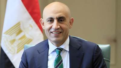 وزير التربية والتعليم يلتقي أوائل الثانوية العامة لتكريمهم بمقر الوزارة السبت 