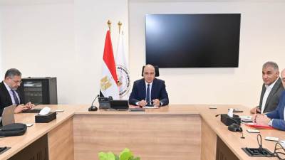 وزير الري يبحث مقترح "دراسة استخدام المسح ثلاثي الأبعاد لمعاينة القناطر والمنشآت المائية"