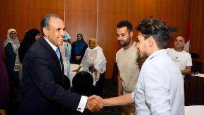 وزير الخارجية والهجرة يلتقى الجالية المصرية فى مالى