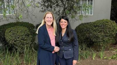 “المشاط” تلتقي وزيرة الدولة للشئون الاقتصادية السويسرية ضمن فعاليات الاجتماع الوزاري العالمي الأول للمشروعات الصغيرة والمتوسطة بجنوب أفريقيا