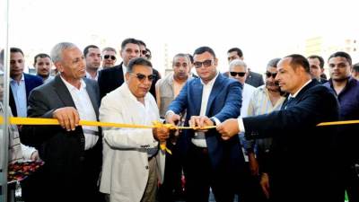 وزير الإسكان ومحافظ الدقهلية يفتتحان مركز خدمة عملاء شركة مياه الشرب والصرف الصحي بمدينة نبروه