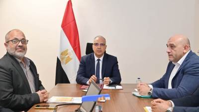 وزير الري يتابع أعمال حماية الشواطئ المصرية والإعداد لعقد اجتماع اللجنة العليا لتراخيص الشواطئ