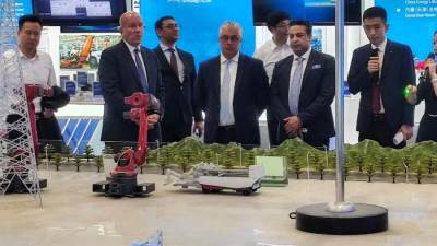 رئيس "اقتصادية قناة السويس" يزور منطقة "تيانجين" الاقتصادية ويتفقد ميناء "تيانجين" لبحث فرص التعاون