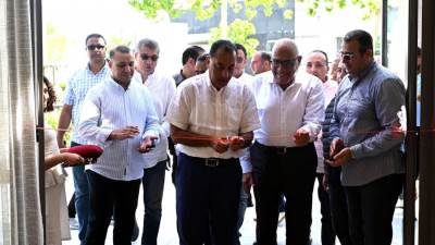 رئيس الوزراء يفتتح معرض الهيئة العربية للتصنيع "أتيكو" للصناعات الخشبية ومصنع الإلكترونيات بـ"نورث سكوير مول العلمين"