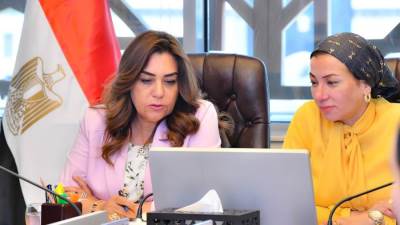 وزيرة التنمية تجتمع بالرئيس التنفيذي لجهاز تنظيم وإدارة المخلفات لاستعراض أبرز ملفات المنظومة المتكاملة للمخلفات
