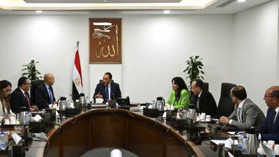 رئيس الوزراء يُتابع مع وزير التربية والتعليم عددًا من ملفات العمل
