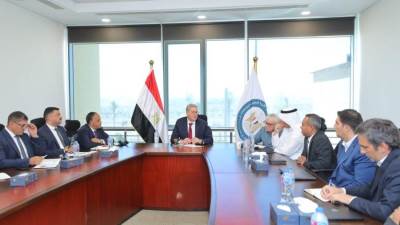 وزير قطاع الأعمال ومحافظ الإسكندرية يوقعان بروتوكولًا لتوريد 120 أتوبيس غاز طبيعي لدعم النقل الجماعي بالمحافظة