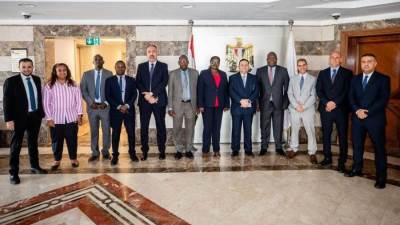 وفد "كيني" يزور البنك المركزي المصري للتعرف على تجربته الرائدة في مجال الأمن السيبراني