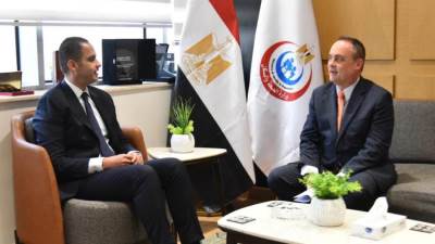 نائب وزير الصحة يعقد اجتماعًا مع ممثل صندوق الأمم المتحدة لمناقشة عددًا من ملفات العمل المشتركة
