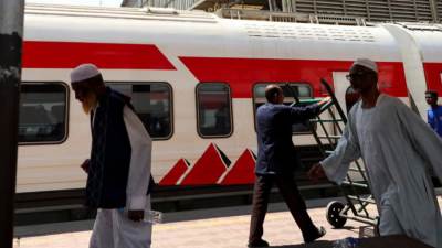 مصر تُسير القطار الثالث لعودة السودانيين إلى وطنهم