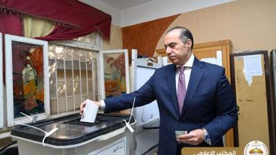 وزير الشئون النيابية: الدولة حريصة على توفير كل الضمانات اللازمة لإجراء الانتخابات في مناخ نزيه وشفاف