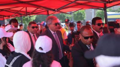 وزير السياحة يُدلي بصوته في انتخابات مجلس الشيوخ.. ويؤكد: المشاركة واجب وطني ومسئولية دستورية