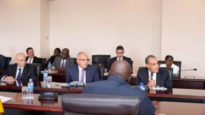  بتوجيهات من رئيس الجمهورية.. وزير الخارجية يلتقي بالرئيس الأوغندي