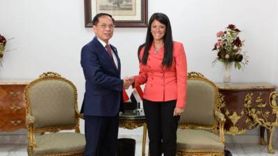 "المشاط" تبحث مع نائب رئيس وزراء فيتنام تنفيذ توجيهات قيادتي البلدين بانعقاد الدورة السادسة من اللجنة المشتركة