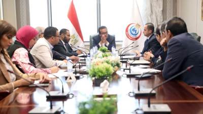 وزير الصحة يعقد اجتماعًا لمتابعة توافر مخزون آمن من الأدوية بجميع المنشآت الطبية